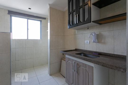 Cozinha de apartamento para alugar com 2 quartos, 52m² em Alves Dias, São Bernardo do Campo