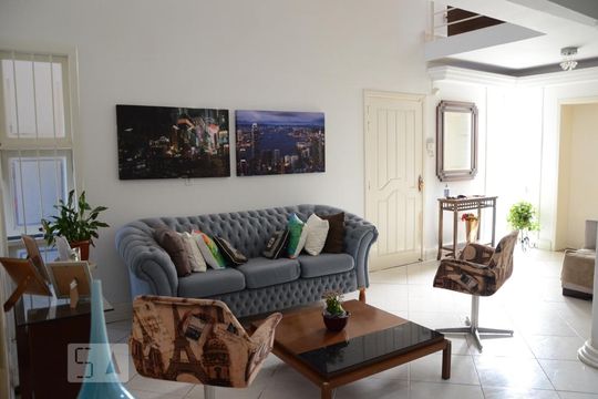 Sala de casa para alugar com 4 quartos, 350m² em Igara, Canoas