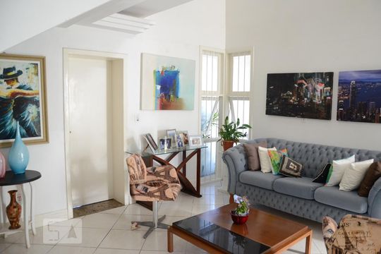 Sala de casa para alugar com 4 quartos, 350m² em Igara, Canoas