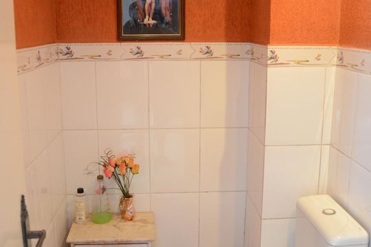 Lavabo de casa para alugar com 4 quartos, 350m² em Igara, Canoas