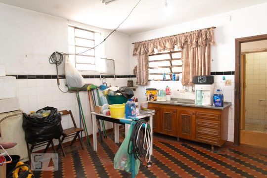 Cozinha 1 de casa à venda com 5 quartos, 250m² em Parque Sao Lucas, São Paulo