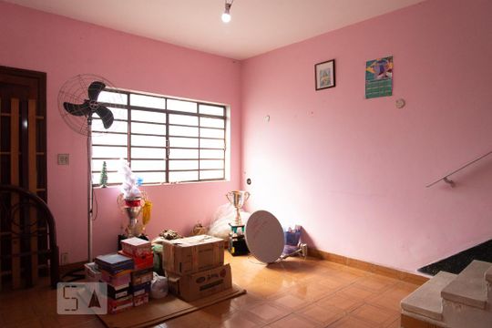 Casa à venda com 5 quartos, 250m² em Parque Sao Lucas, São Paulo