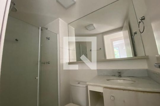 Banheiro Social de apartamento à venda com 2 quartos, 51m² em Jacarepaguá, Rio de Janeiro