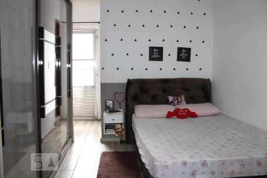 Quarto 2 de casa à venda com 2 quartos, 40m² em Itaim Paulista, São Paulo