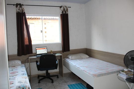Quarto 1 de casa à venda com 2 quartos, 40m² em Itaim Paulista, São Paulo