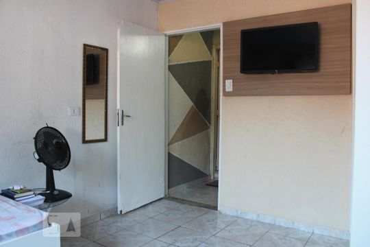 Quarto 1 de casa à venda com 2 quartos, 40m² em Itaim Paulista, São Paulo