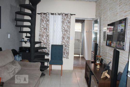 Sala de casa à venda com 2 quartos, 40m² em Itaim Paulista, São Paulo