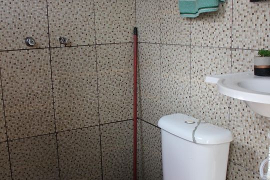 Banheiro Quarto 2 de casa à venda com 2 quartos, 40m² em Itaim Paulista, São Paulo