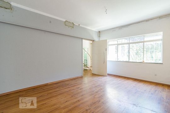 Sala de casa à venda com 4 quartos, 625m² em Sumaré, São Paulo