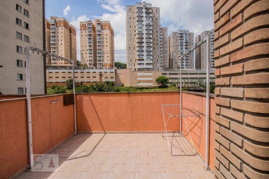 Quintal de casa à venda com 4 quartos, 150m² em Vila Parque Jabaquara, São Paulo