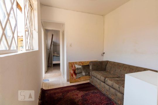 Edícula de casa para alugar com 3 quartos, 170m² em Parque Jabaquara, São Paulo