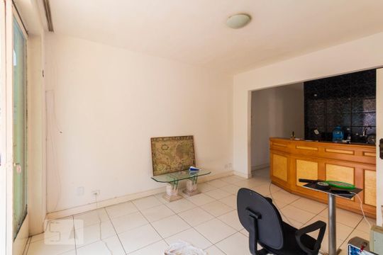 Sala de casa para alugar com 3 quartos, 170m² em Parque Jabaquara, São Paulo