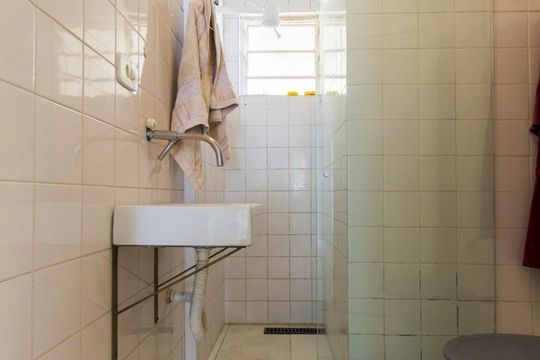 Banheiro de casa para alugar com 3 quartos, 170m² em Parque Jabaquara, São Paulo
