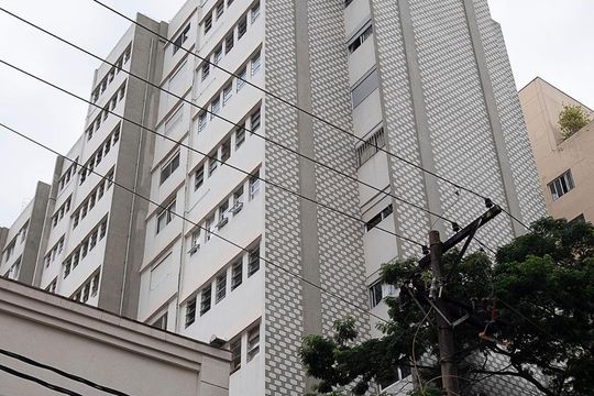 Fachada de apartamento à venda com 2 quartos, 60m² em Pinheiros, São Paulo
