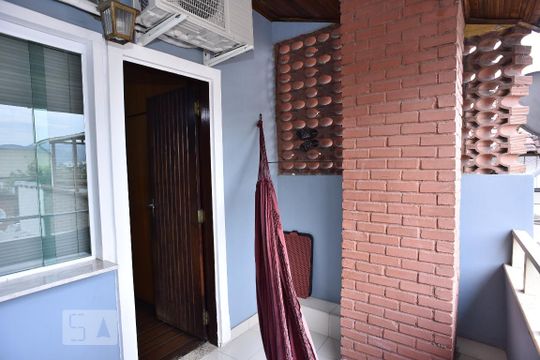 Varanda da Suíte de casa de condomínio à venda com 4 quartos, 230m² em Freguesia de Jacarepaguá, Rio de Janeiro