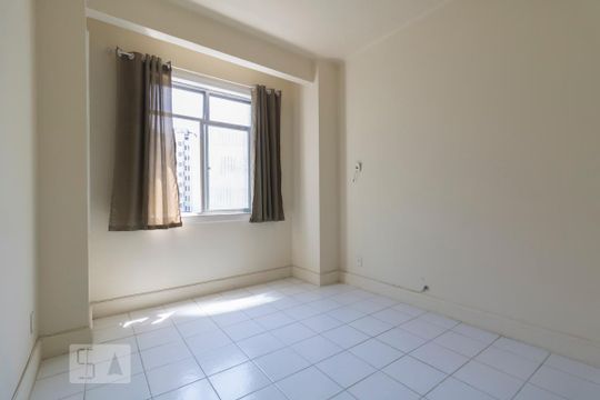 Kitnet/Studio para alugar com 1 quarto, 21m² em Catete, Rio de Janeiro