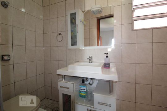 Banheiro 1 suite de casa à venda com 2 quartos, 280m² em Olímpico, São Caetano do Sul