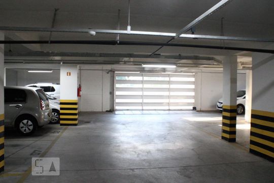 Garagem de apartamento à venda com 1 quarto, 38m² em Estância Velha, Canoas