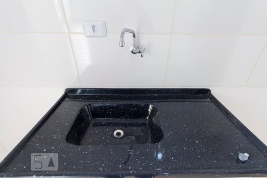 Cozinha de kitnet/studio para alugar com 1 quarto, 30m² em Americanópolis, São Paulo
