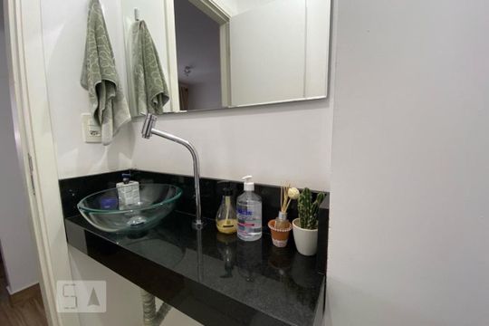 Lavabo de apartamento para alugar com 1 quarto, 60m² em Vila Andrade, São Paulo