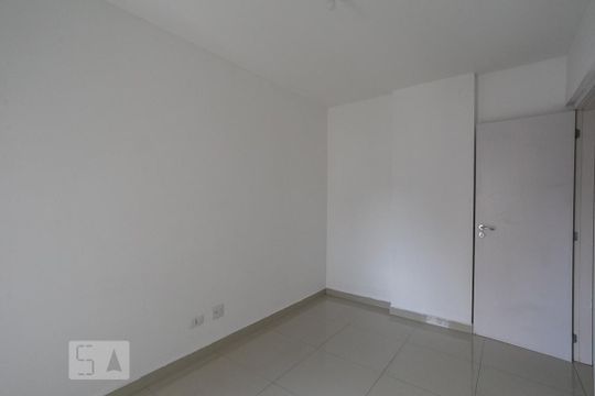 Quarto 2 de apartamento para alugar com 2 quartos, 60m² em Baeta Neves, São Bernardo do Campo
