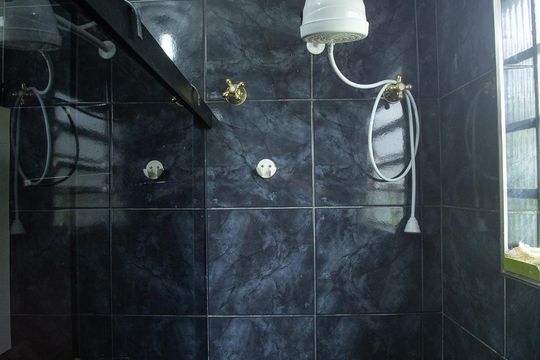 Chuveiro de casa à venda com 3 quartos, 202m² em Centro, Diadema