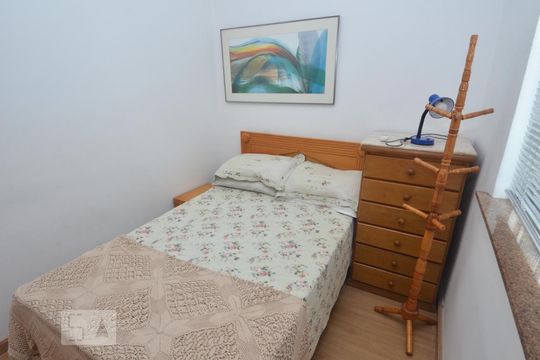 Quarto de apartamento à venda com 1 quarto, 30m² em Copacabana, Rio de Janeiro