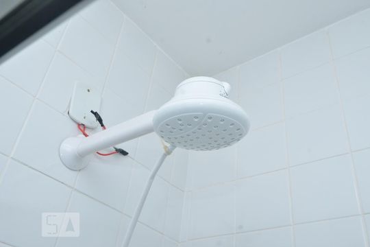 Banheiro de apartamento à venda com 1 quarto, 30m² em Copacabana, Rio de Janeiro