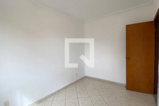 Quarto 1 de apartamento para alugar com 2 quartos, 80m² em Vila Boa Vista, Barueri
