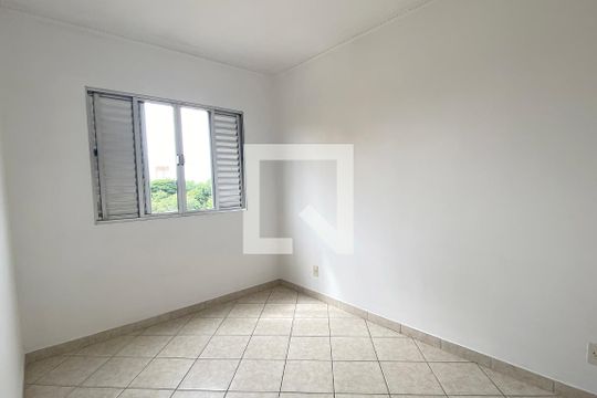 Quarto 1 de apartamento para alugar com 2 quartos, 80m² em Vila Boa Vista, Barueri