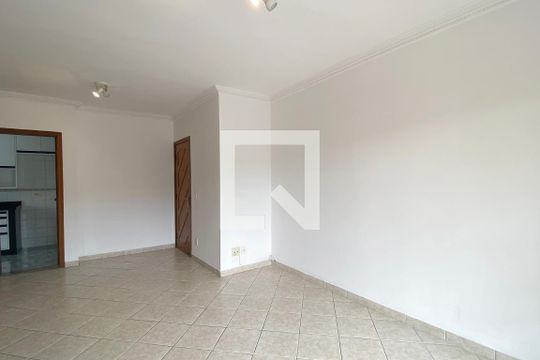 Sala de apartamento para alugar com 2 quartos, 80m² em Vila Boa Vista, Barueri