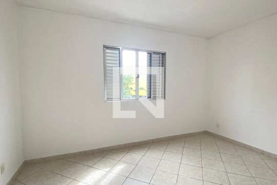 Quarto 2 de apartamento para alugar com 2 quartos, 80m² em Vila Boa Vista, Barueri
