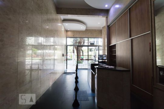 Hall social de kitnet/studio para alugar com 1 quarto, 40m² em Bela Vista, São Paulo