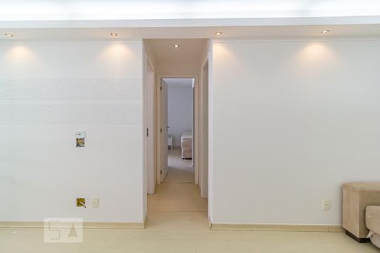 Corredor de apartamento para alugar com 2 quartos, 72m² em Freguesia (jacarepaguá), Rio de Janeiro