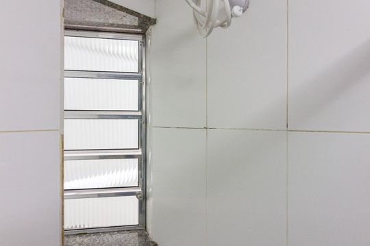 Banheiro de apartamento para alugar com 3 quartos, 68m² em Santana, São Paulo