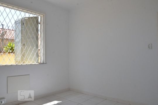 Quarto 1 de casa para alugar com 2 quartos, 180m² em Cachambi, Rio de Janeiro