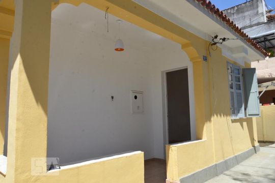 Fachada de casa para alugar com 2 quartos, 180m² em Cachambi, Rio de Janeiro