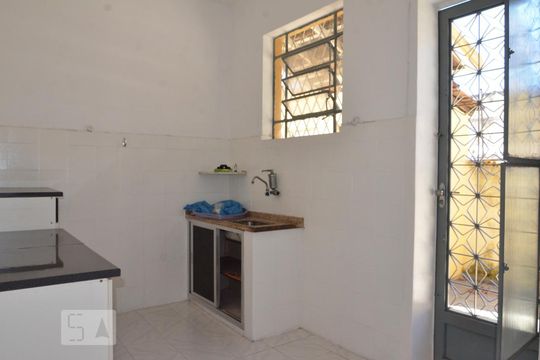 Cozinha de casa para alugar com 2 quartos, 180m² em Cachambi, Rio de Janeiro
