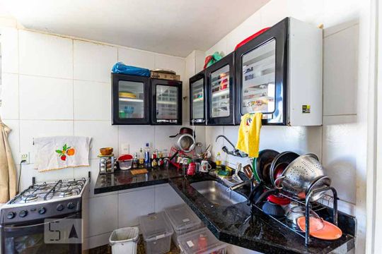 Cozinha de apartamento à venda com 4 quartos, 90m² em Ingá, Niterói