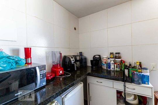 Cozinha de apartamento à venda com 4 quartos, 90m² em Ingá, Niterói