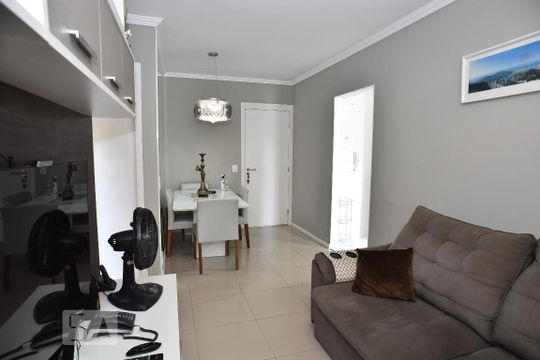 Sala de apartamento à venda com 2 quartos, 66m² em Jacarepaguá, Rio de Janeiro