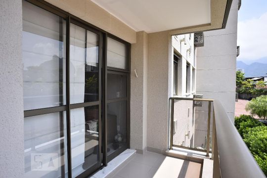 Varanda de apartamento à venda com 2 quartos, 66m² em Jacarepaguá, Rio de Janeiro