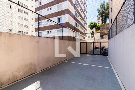 Área comum - Quadra de apartamento para alugar com 3 quartos, 77m² em Vila Gumercindo, São Paulo