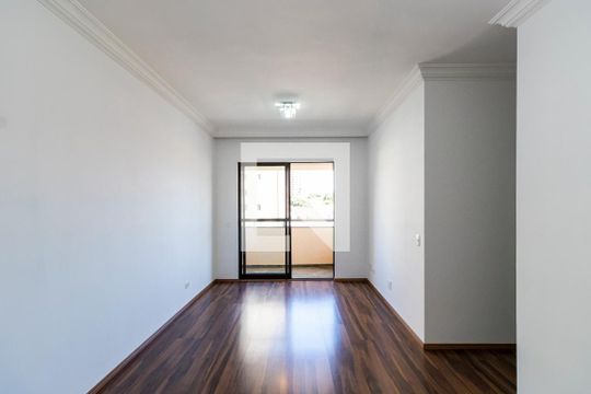 Sala de apartamento para alugar com 3 quartos, 77m² em Vila Gumercindo, São Paulo
