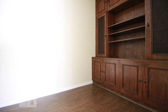 Hall de Entrada de apartamento à venda com 2 quartos, 85m² em Cambuci, São Paulo