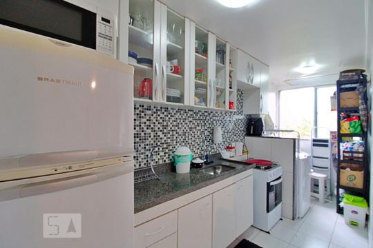 Cozinha de apartamento à venda com 2 quartos, 63m² em Paraíso do Morumbi, São Paulo