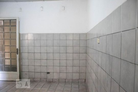 Cozinha de casa à venda com 1 quarto, 27m² em Vila Fachini, São Paulo