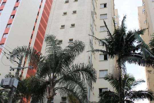 Fachada do prédio de apartamento para alugar com 1 quarto, 32m² em Campos Elíseos, São Paulo