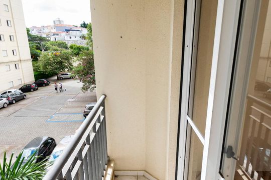Varanda de apartamento à venda com 2 quartos, 48m² em Vila Firminiano Pinto, São Paulo