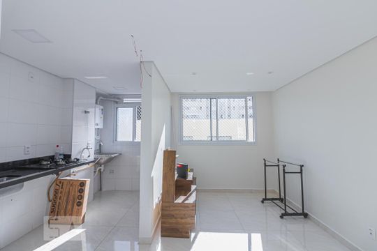 Apartamento para alugar com 2 quartos, 44m² em Jardim Iris, São Paulo